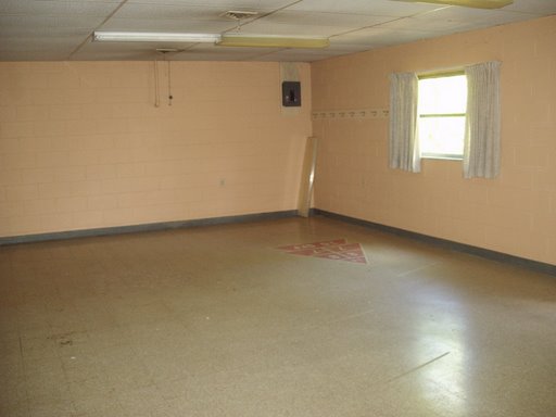 Fellowship room and Sunday School rooms.JPG - 21305 Bytes